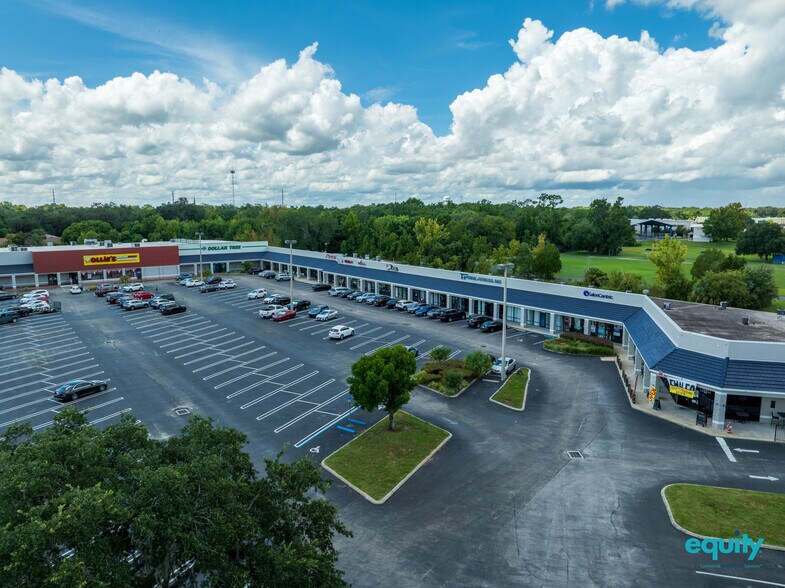 1101 W North Blvd, Leesburg, FL à louer - Photo de l’immeuble – Image 3 sur 5