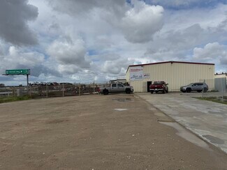 Plus de détails pour 3925 E Brundage Ln, Bakersfield, CA - Industriel/Logistique à louer