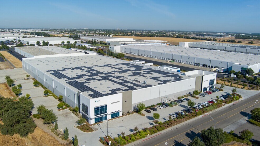 4733 Newcastle Rd, Stockton, CA à louer - Photo de l’immeuble – Image 3 sur 13