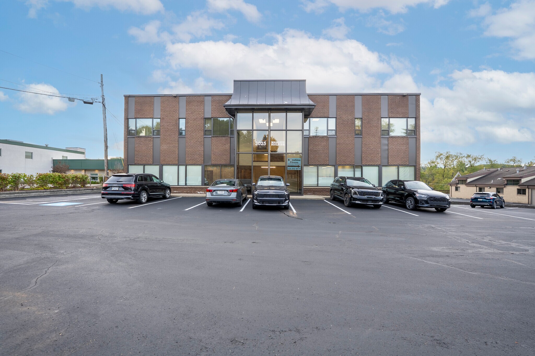 3025 Washington Rd, McMurray, PA à louer Photo de l’immeuble– Image 1 sur 3