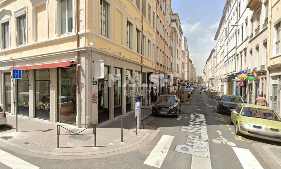 Local commercial dans Lyon à louer - Photo de l’immeuble – Image 3 sur 3