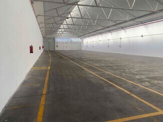 Plus de détails pour Industriel/Logistique à louer