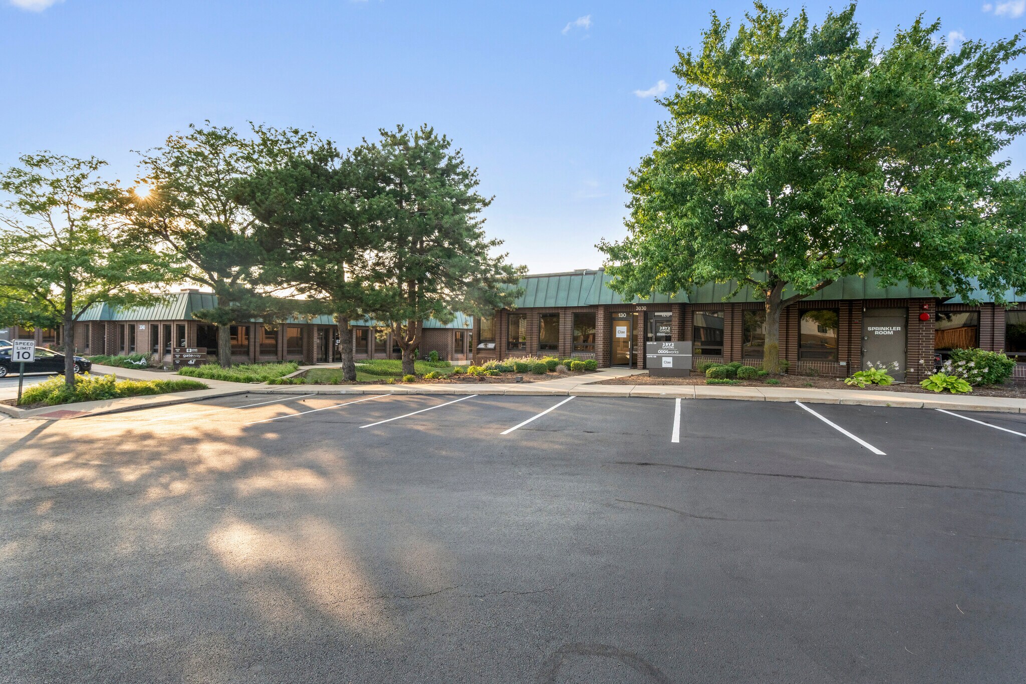 3030-3140 Finley Rd, Downers Grove, IL à louer Photo de l’immeuble– Image 1 sur 6