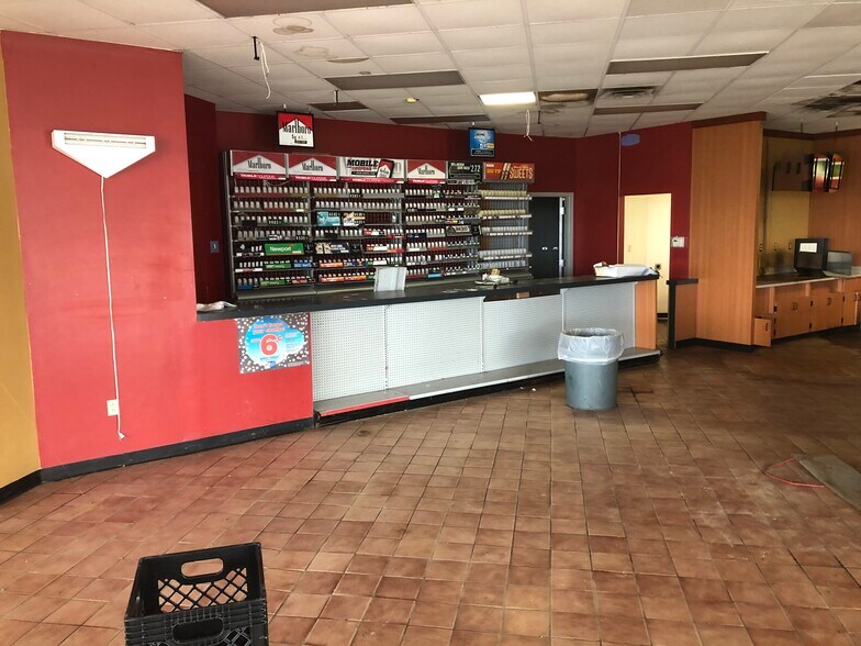 7348 N Turner Rd, Bloomington, IN à vendre - Photo intérieure – Image 3 sur 9