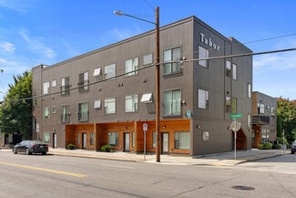 Plus de détails pour 5607 E Burnside St, Portland, OR - Logement à vendre