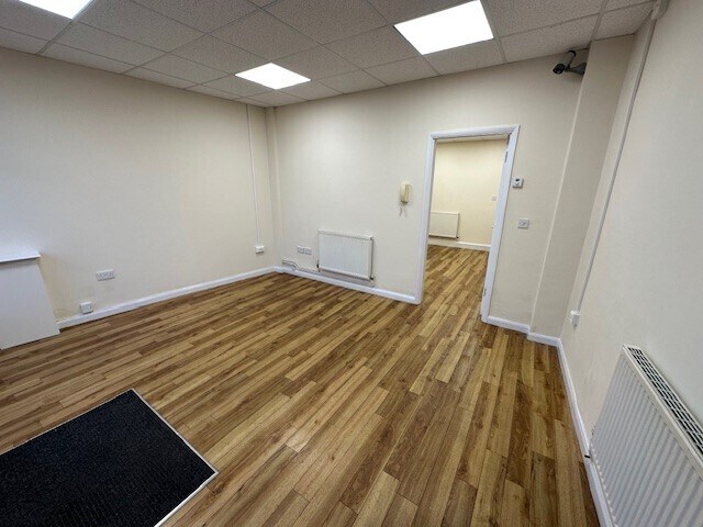 485 Birmingham Rd, Bromsgrove à louer - Photo de l’immeuble – Image 2 sur 25