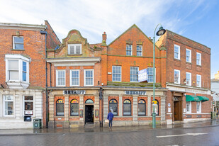 65-66 Saturday Market, Beverley NHS - Immobilier d'entreprise