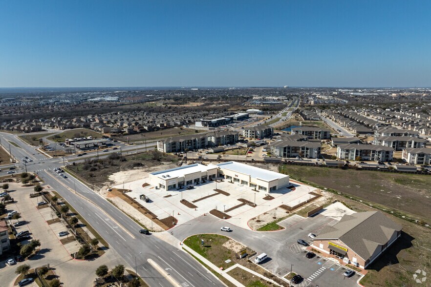 Heatherwide & Wells Branch Pkwy, Pflugerville, TX à louer - Aérien – Image 3 sur 8