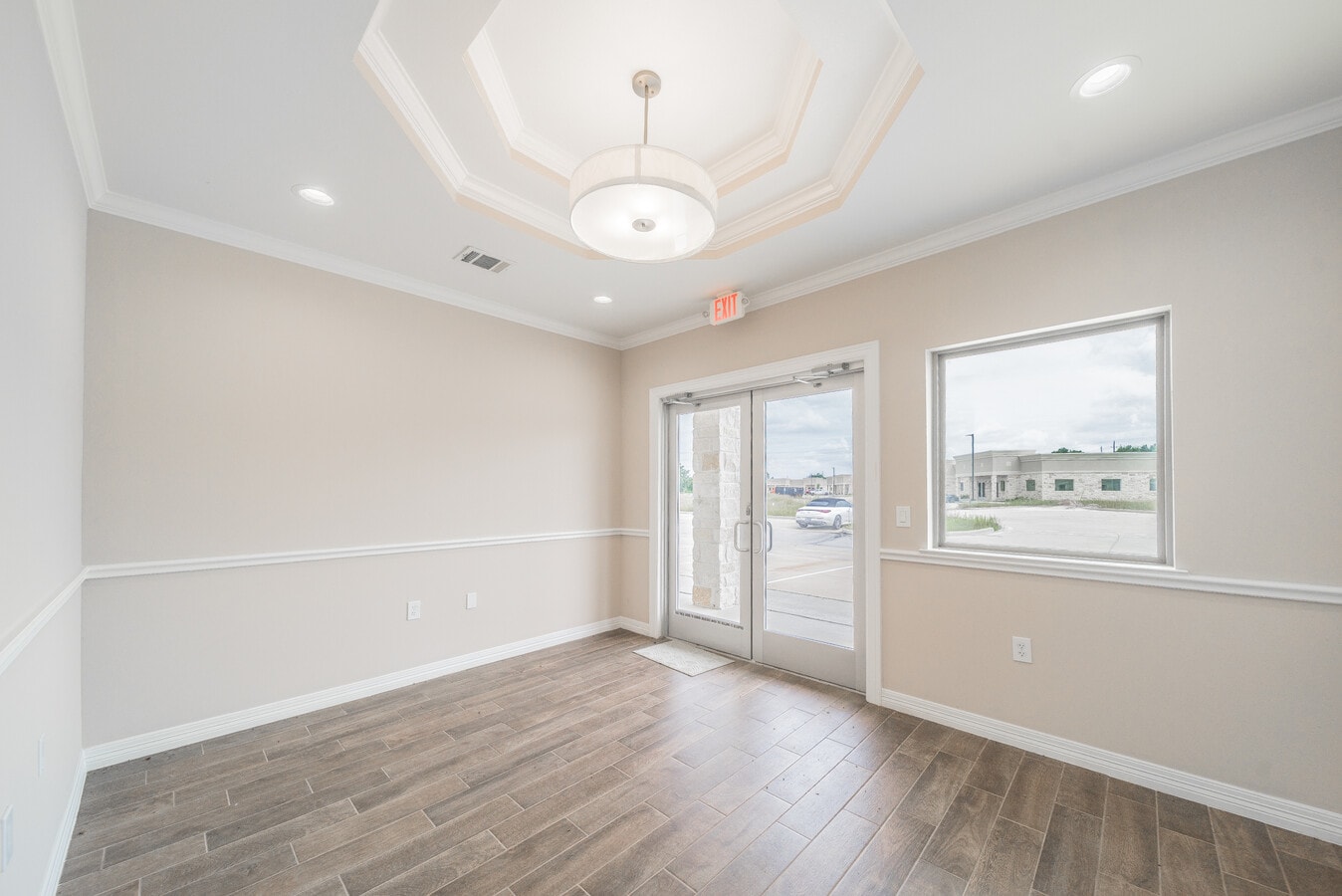 16310 State Highway 249, Houston, TX 77064 - Lot 1501 - - Photo intérieure - Image 2 of 9