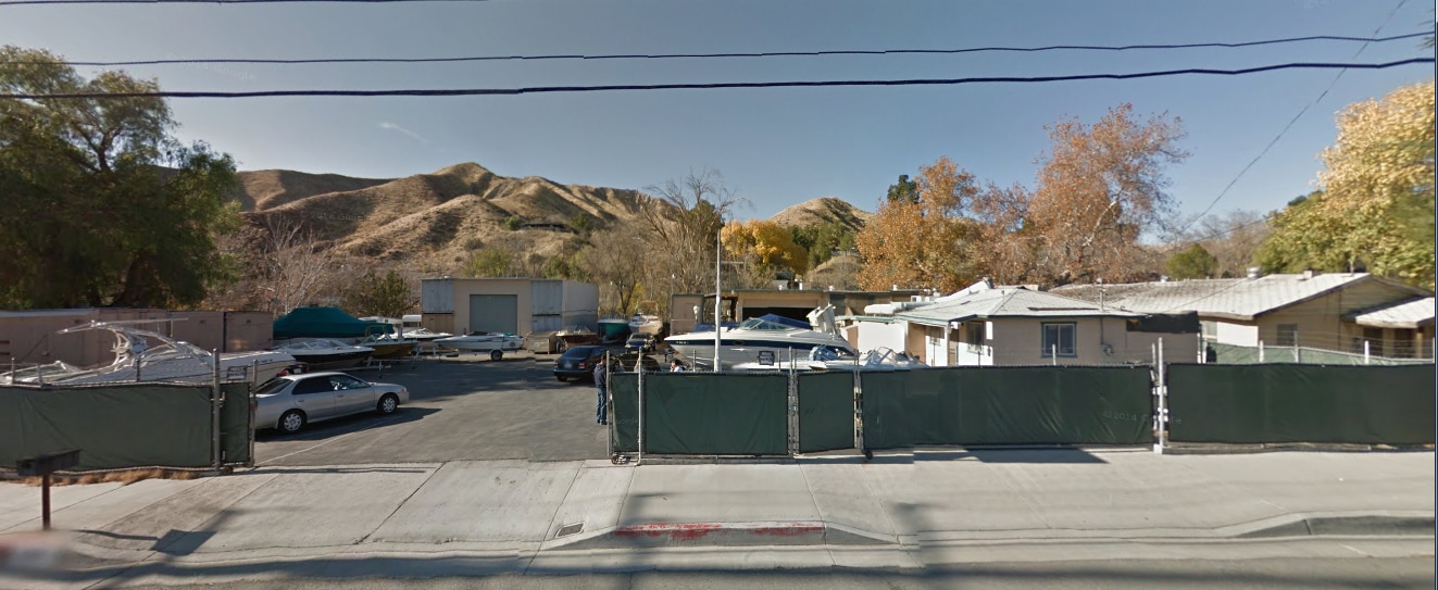 16805 Sierra Hwy, Canyon Country, CA à vendre Photo principale– Image 1 sur 6