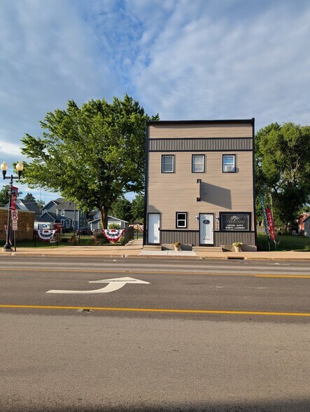 518 W Main St, Kirkland, IL à vendre - Photo de l’immeuble – Image 2 sur 31
