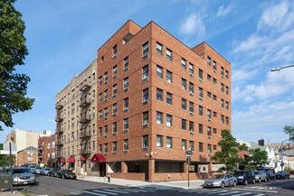 Plus de détails pour 1701 Parkview Ave, Bronx, NY - Logement à vendre