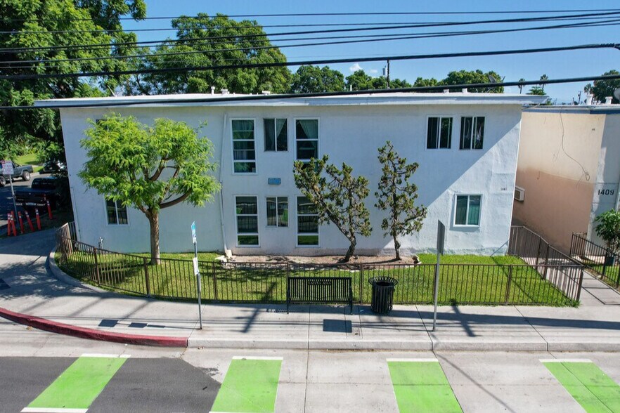 1401 S Standard Ave, Santa Ana, CA à vendre - Photo de l’immeuble – Image 2 sur 8
