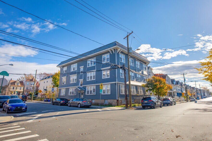 858-860 S 18th St, Newark, NJ à vendre - Photo de l’immeuble – Image 2 sur 8