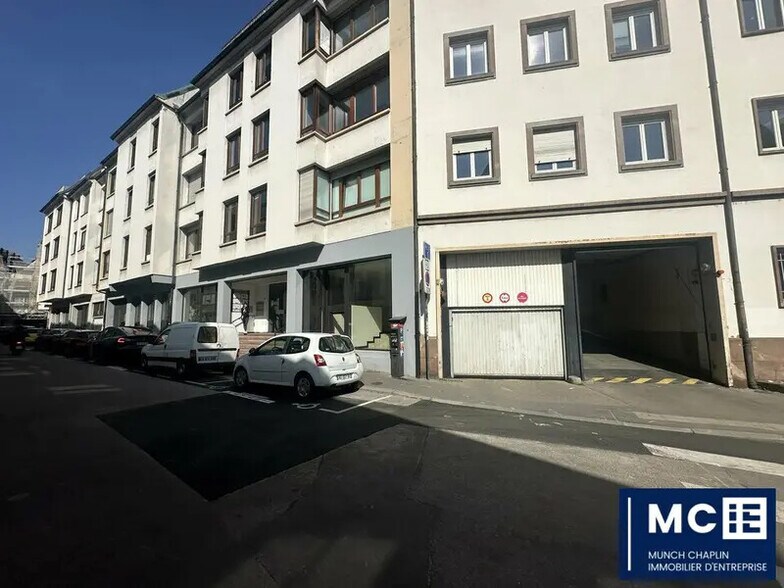 Bureau dans Strasbourg à louer - Photo de l’immeuble – Image 1 sur 2