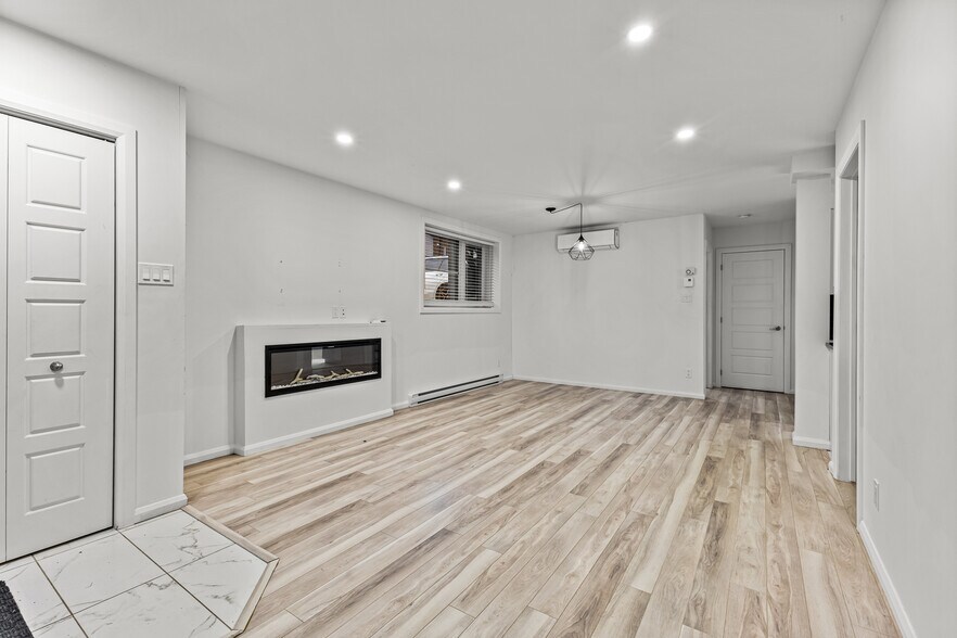 586 Rue Labelle, Saint-jerome, QC à vendre - Photo de l’immeuble – Image 3 sur 11