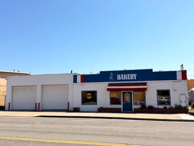 1232 Broadway Ave, Seaside, CA à louer - Photo de l’immeuble – Image 1 sur 16