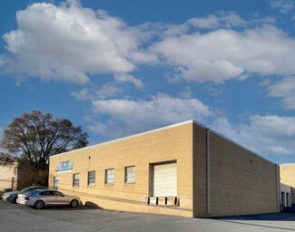 Plus de détails pour 2520 Sycamore St, Harrisburg, PA - Local d'activités à louer