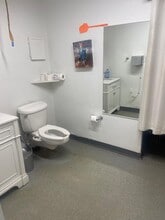 83 Burlews Ct, Hackensack, NJ à louer Photo intérieure– Image 2 sur 6