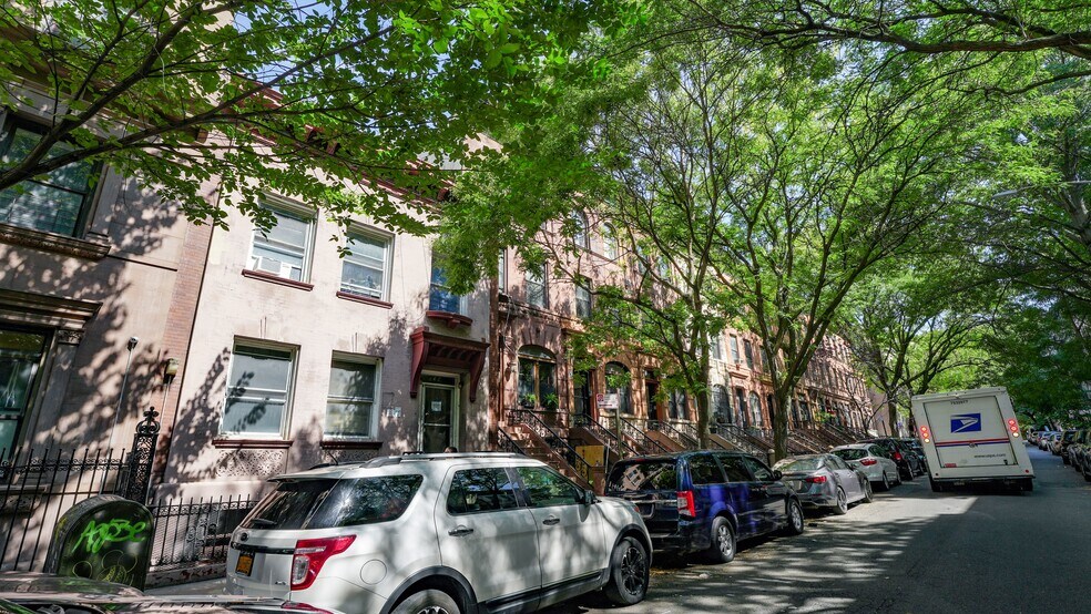 539 W 148th St, New York, NY à vendre - Photo de l’immeuble – Image 2 sur 5