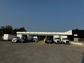 Plus de détails pour 1200 N Logan St, Lincoln, IL - Industriel/Logistique à louer