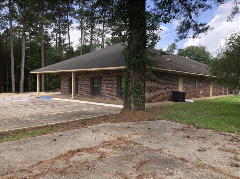 9140 Newcastle Dr, Shreveport, LA à louer - Photo principale – Image 1 sur 3
