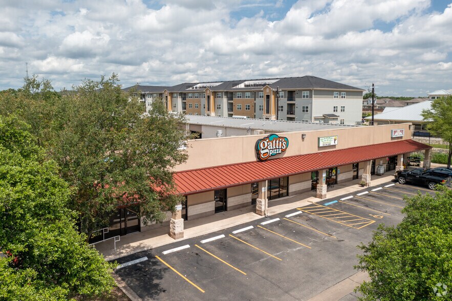 12110 Manchaca Rd, Austin, TX à louer - Photo de l’immeuble – Image 2 sur 7