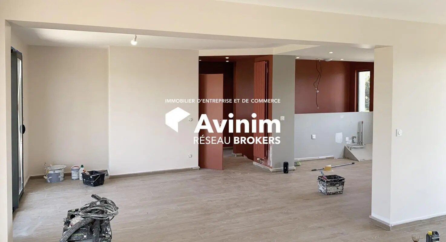 Local commercial dans Montauroux à louer Photo intérieure– Image 1 sur 2