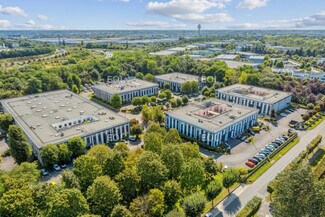 Plus de détails pour Local d'activités à louer