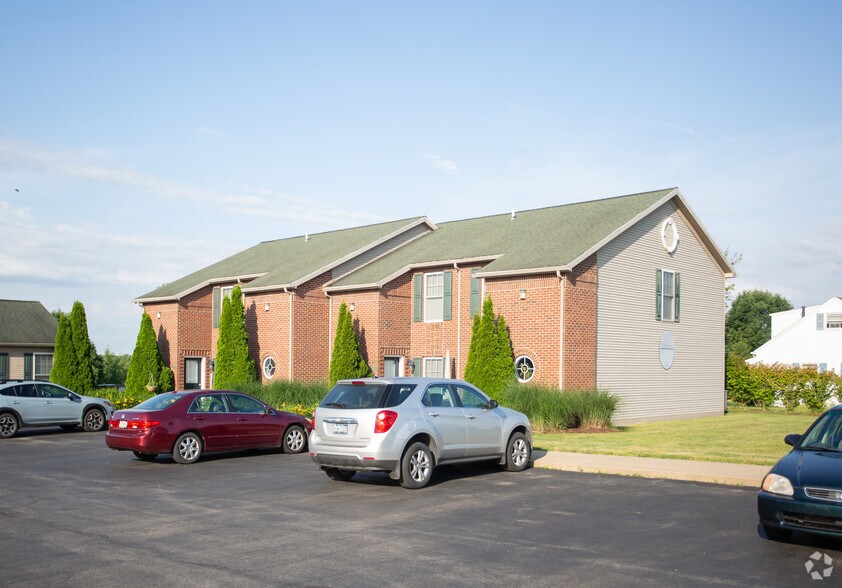 270 Kelly Blvd, Slippery Rock, PA à vendre - Photo de l’immeuble – Image 2 sur 26