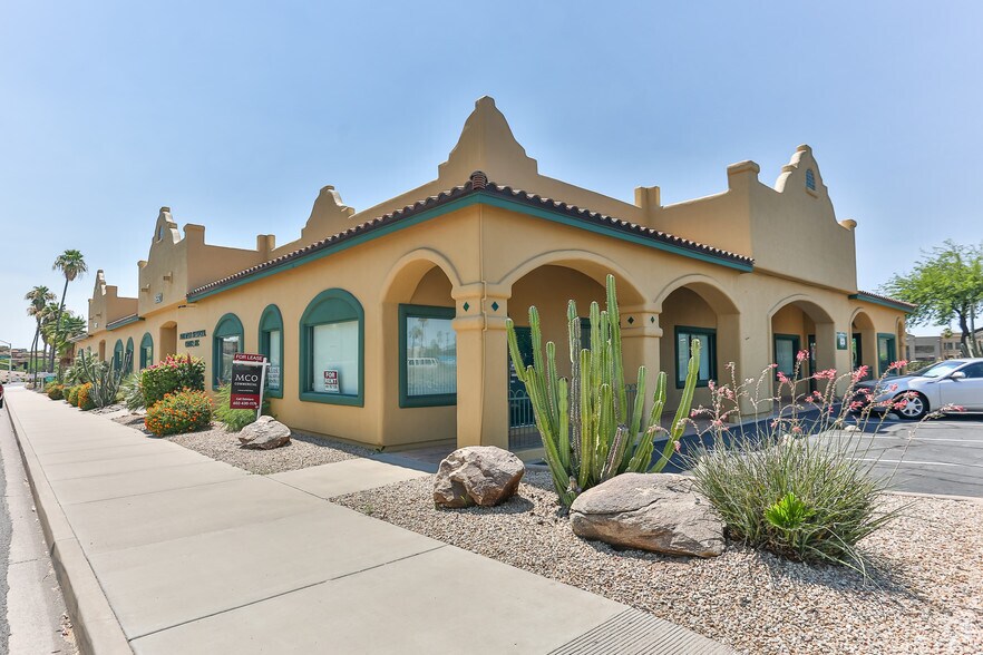 16921 E Palisades Blvd, Fountain Hills, AZ à vendre - Photo principale – Image 1 sur 10