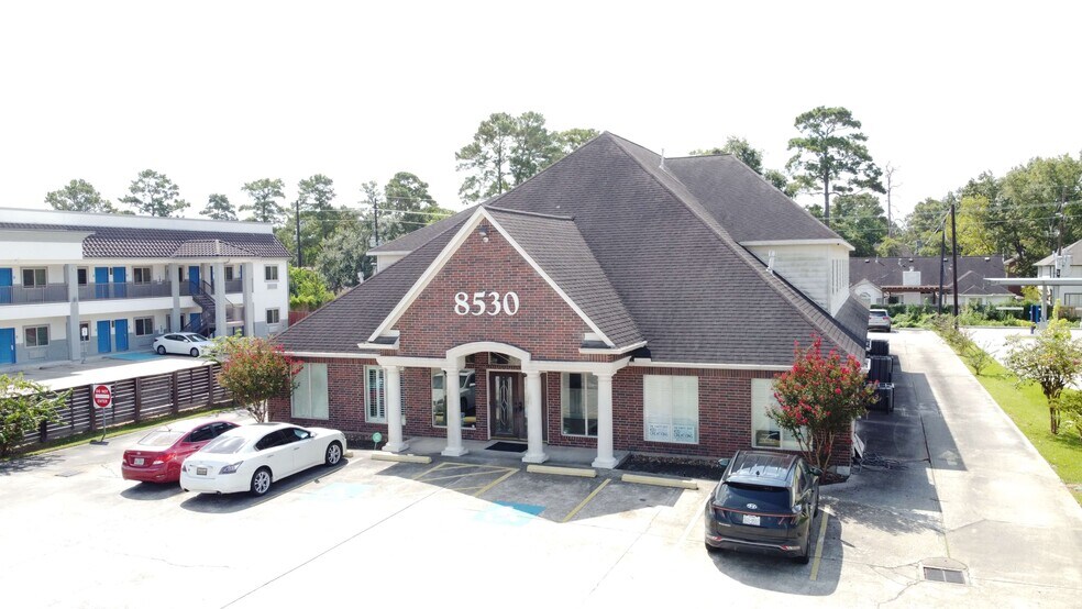 8530 E FM 1960, Humble, TX à vendre - Photo de l’immeuble – Image 2 sur 11