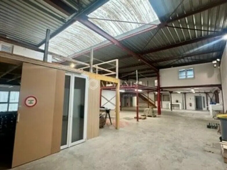 Industriel/Logistique dans Ingré à louer - Photo intérieure – Image 2 sur 12
