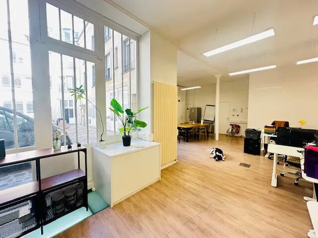 2 Rue De La Roquette, Paris à louer - Photo de l’immeuble – Image 2 sur 9