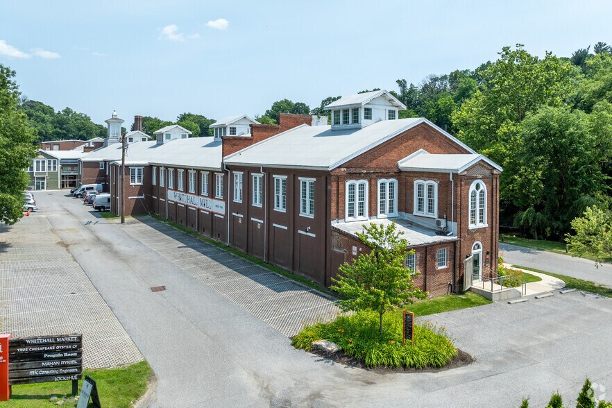 3300 Clipper Mill Rd, Baltimore, MD à louer - Photo principale – Image 1 sur 20