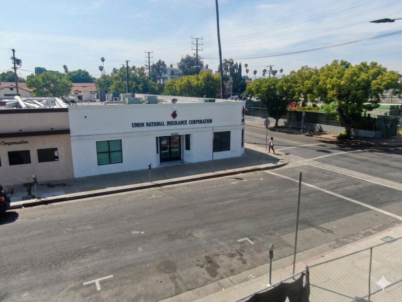 14554-14560 Friar St, Van Nuys, CA à vendre - Photo de l’immeuble – Image 2 sur 24