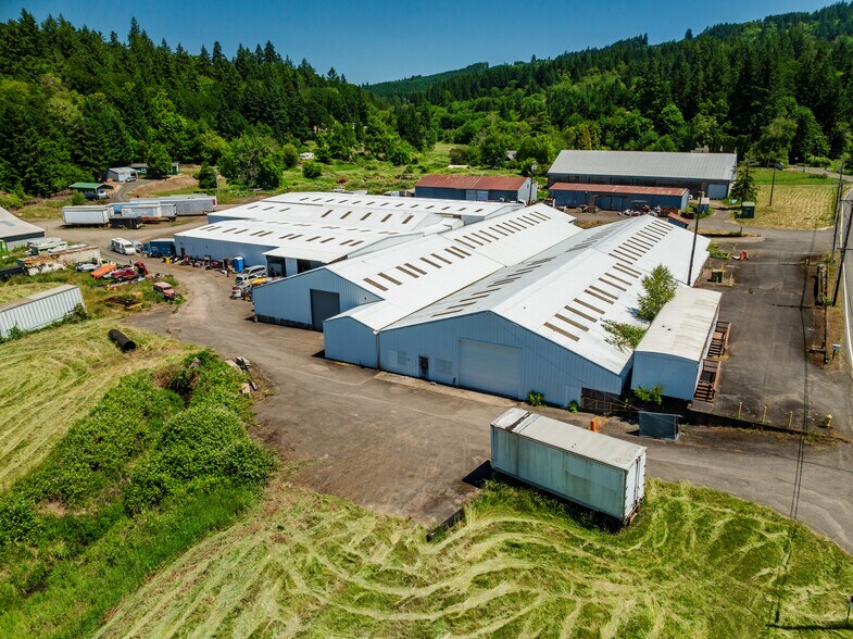 38875 SW Laurelwood Rd, Gaston, OR à vendre - Photo de l’immeuble – Image 3 sur 15