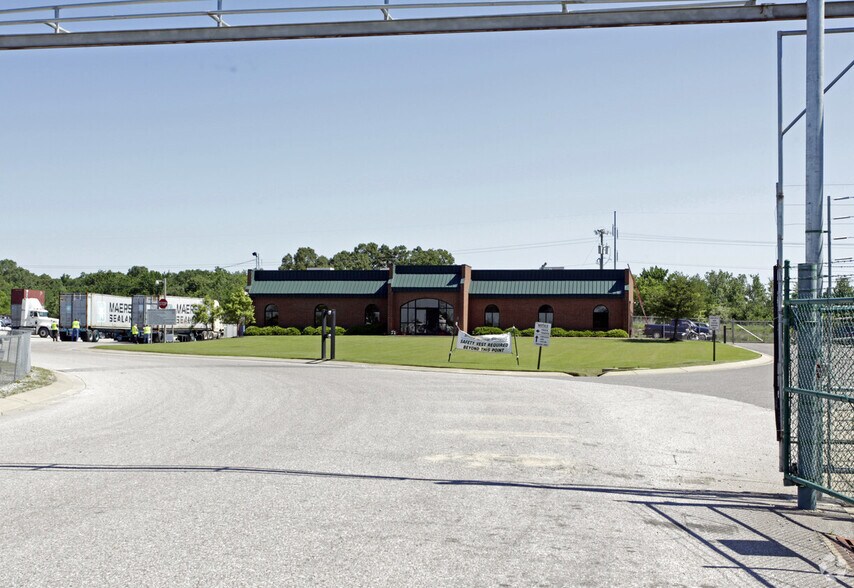 7762 Highway 178, Olive Branch, MS à louer - Photo de l’immeuble – Image 1 sur 1