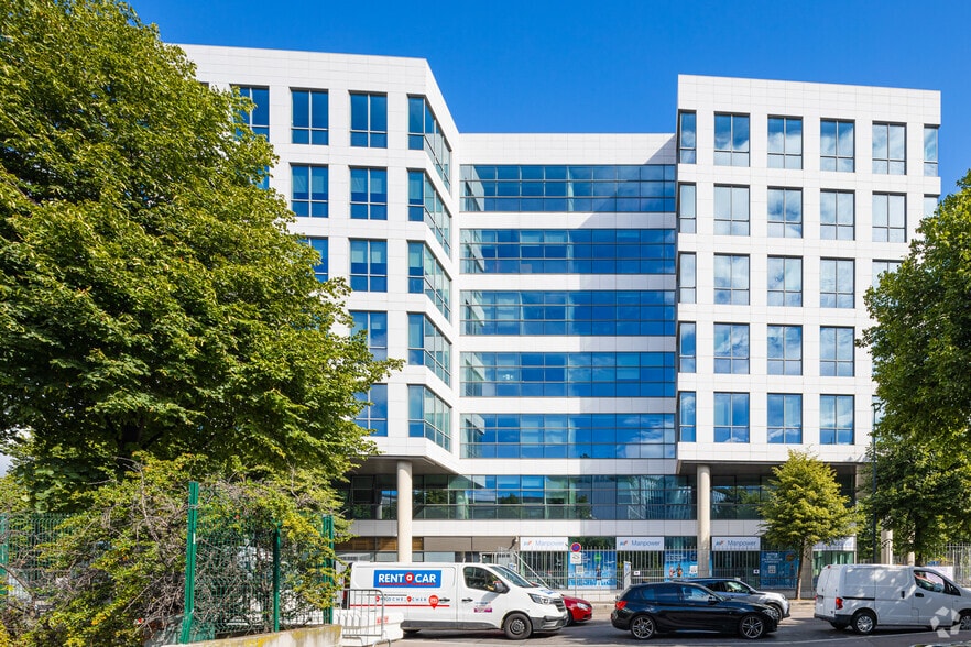 8-10 Avenue Du Stade De France, Saint-Denis à louer - Photo de l’immeuble – Image 3 sur 3