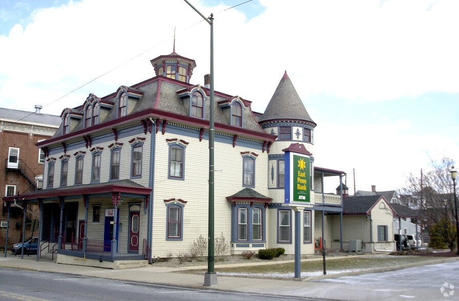 701-705 Main St, Slatington, PA à vendre - Photo de l’immeuble – Image 2 sur 12