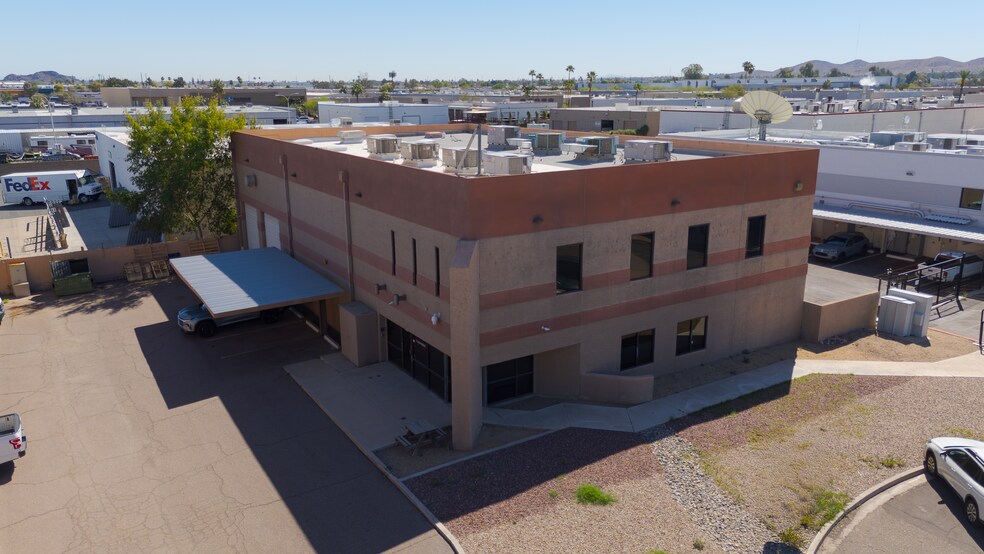 4615 S 33rd Pl, Phoenix, AZ à vendre - Photo de l’immeuble – Image 2 sur 3