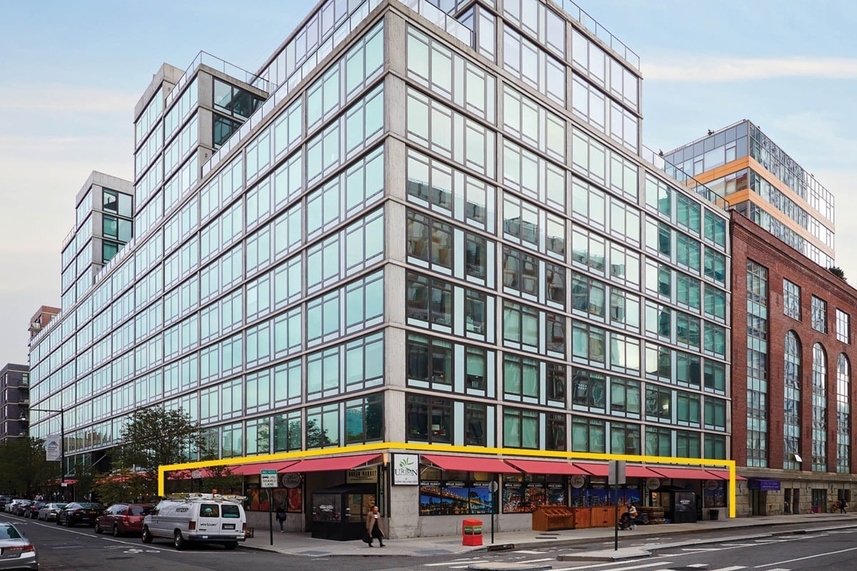2-14 50th Ave, Long Island City, NY à louer Photo de l’immeuble– Image 1 sur 7