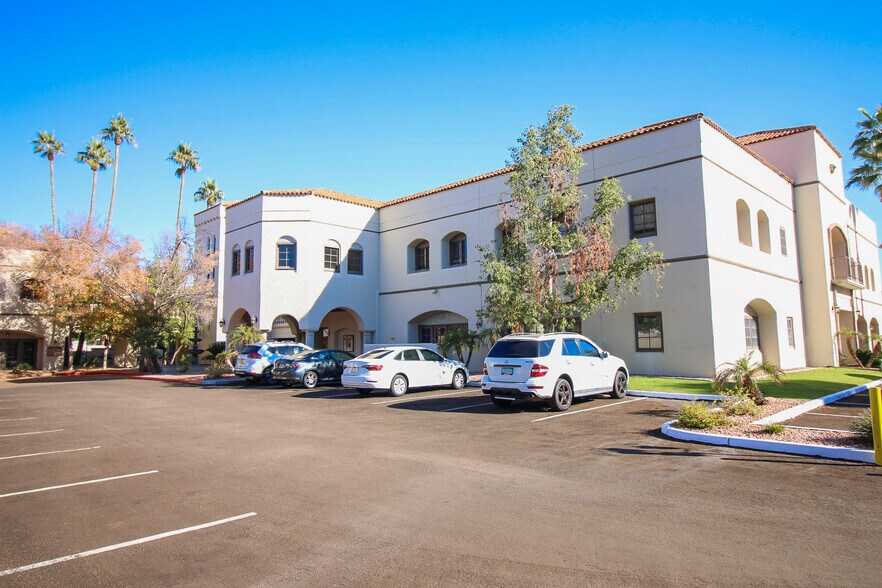 5333 N 7th St, Phoenix, AZ à louer - Photo principale – Image 1 sur 3