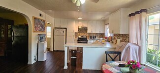 Plus de détails pour 17441 Hiawatha St, Granada Hills, CA - Santé à vendre