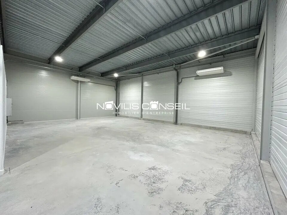 Local d’activités dans SAINTE-FOY-D'AIGREFEUILLE à louer Photo intérieure– Image 1 sur 7