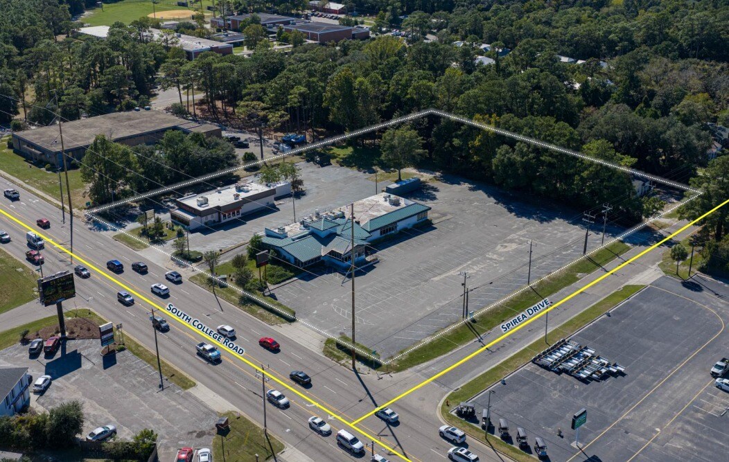 1602 & 1620 S College Rd, Wilmington, NC à louer Photo principale– Image 1 sur 4