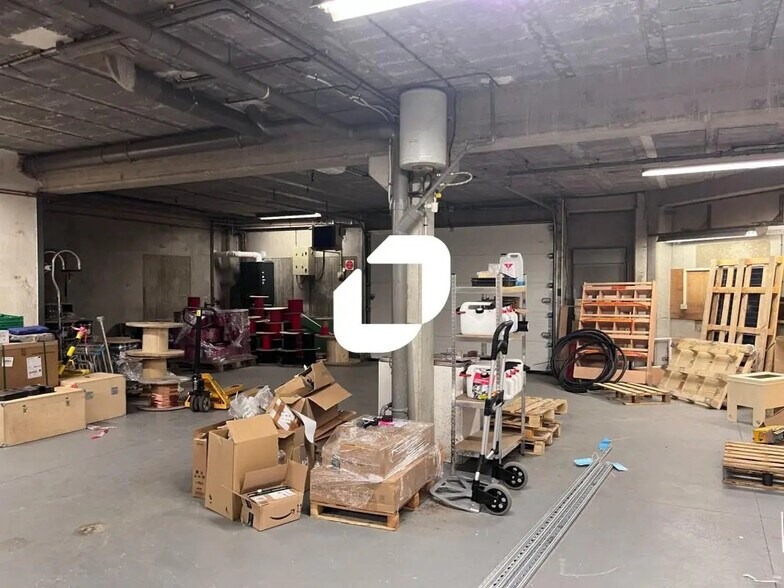 7 Place Gutenberg, Templemars à louer - Photo de l’immeuble – Image 2 sur 16