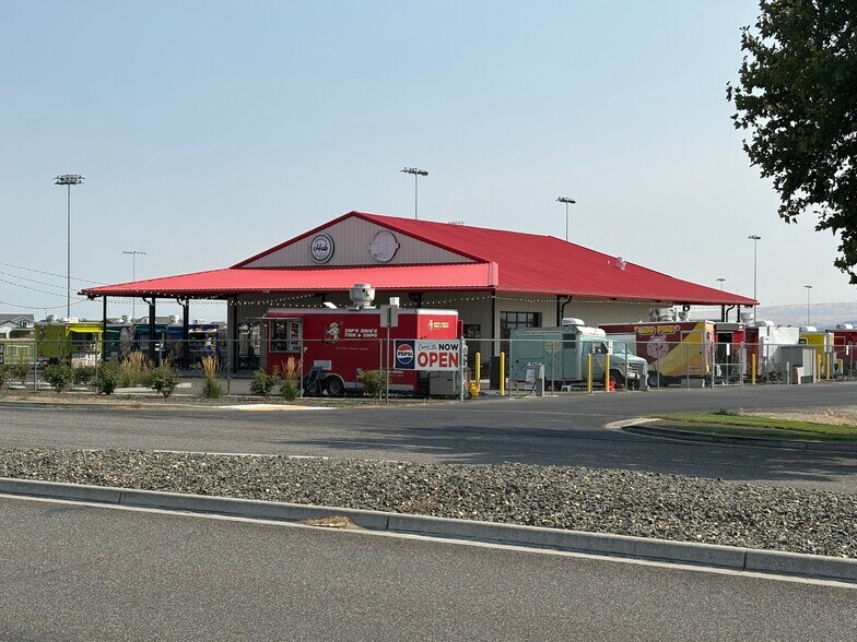 6120 Burden Blvd, Pasco, WA à vendre - Photo de l’immeuble – Image 2 sur 9
