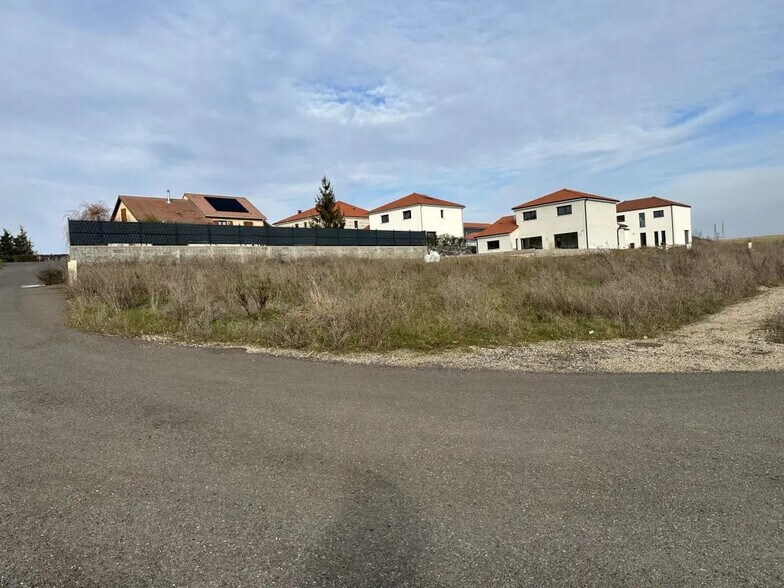 Terrain dans Antilly à vendre - Photo de l’immeuble – Image 3 sur 4