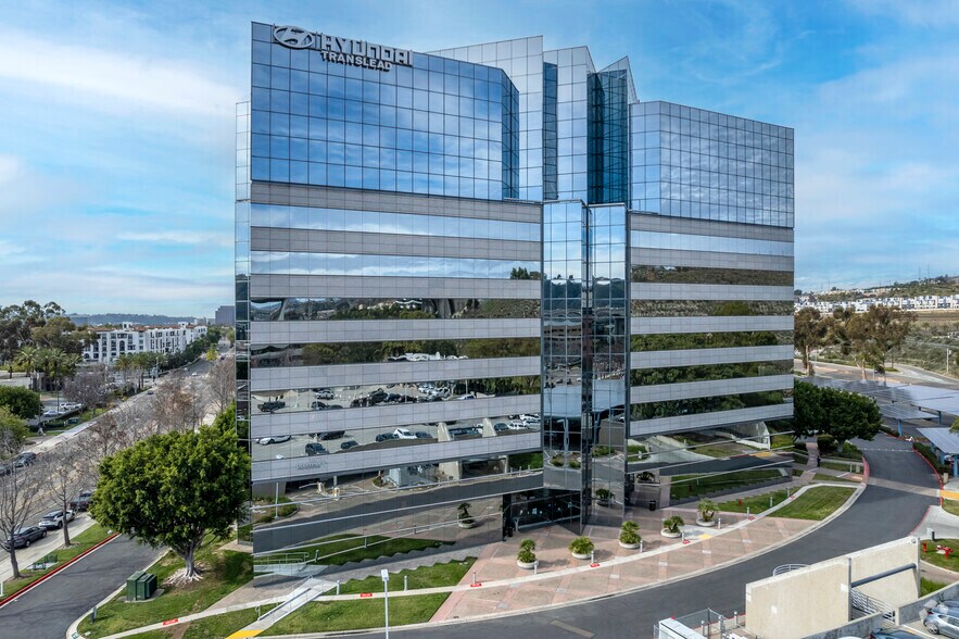 8880 rio san diego Dr, San Diego, CA à louer - Photo de l’immeuble – Image 3 sur 6